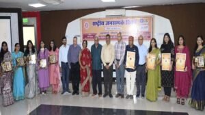 भोपाल: जनसंपर्क अधिकारी सुनील वर्मा को ‘लोक संपर्क सम्मान’, विभाग में खुशी की लहर