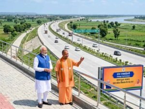 गंगा एक्सप्रेसवे बनेगा मैन्युफैक्चरिंग हब का केंद्र, 12 जिलों में ₹46,660 करोड़ निवेश की तैयारी