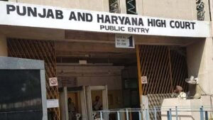 गुरु ग्रंथ साहिब कानून पर विवाद, हाई कोर्ट ने चर्च में उठाए समानता और धर्मनिरपेक्षता के सवाल