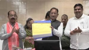 CG Board Result: 10वीं में 77.15% और 12वीं में 83.04% छात्र पास, बेटियों का दबदबा कायम