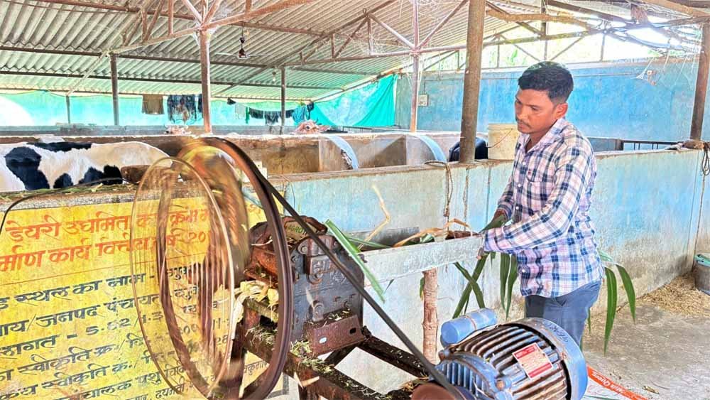 मजदूरी की बेड़ियां तोड़ ‘मल्टी-फार्मिंग’ के नायक बने ललित यादव