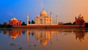 आगरा में 16 साल बाद जनगणना शुरू: 11 हजार प्रगणक मकानों की करेंगे जियो टैगिंग