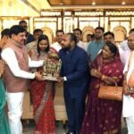 मुख्यमंत्री डॉ. यादव ने केंद्रीय मंत्री डॉ. वीरेंद्र कुमार के पुत्र- पुत्रवधू को दिया सुखद दाम्पत्य जीवन का आशीर्वाद
