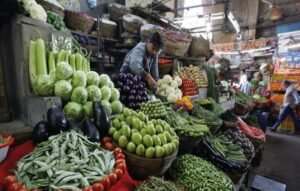 अप्रैल 2026 में खुदरा महंगाई 3.48% पर: टमाटर और गहनों ने बढ़ाई चिंता, आलू-प्याज से मिली राहत