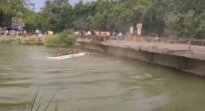 कानपुर में बड़ा हादसा: यात्रियों से भरी बस नहर में गिरी, कई घायल