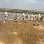 चंबल के बीहड़ों में पुलिस का बड़ा ऑपरेशन, बजरी माफियाओं पर करौली पुलिस का शिकंजा
