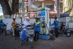 राजस्थान में फिर महंगा हुआ पेट्रोल-डीजल, जयपुर में 10 दिन में तीसरी बढ़ोतरी