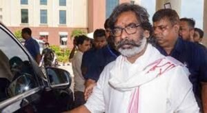 चांडिल-टाटा रूट पर ट्रेनों की लेटलतीफी पर भड़के CM हेमंत सोरेन, रेल मंत्री से जवाब तलब