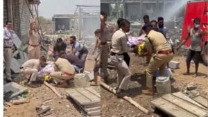 देवास में पटाखा फैक्ट्री में भीषण विस्फोट, 4 की मौत; धमाके से दहला पूरा इलाका