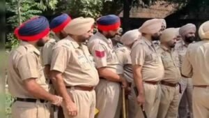 पंजाब पुलिस का बड़ा ऑपरेशन! ISI समर्थित पाकिस्तानी गैंगस्टर नेटवर्क पर कार्रवाई, 18 युवक हिरासत में