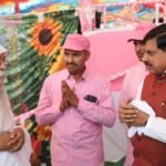 गुरुदेव के आशीर्वाद से ही सनातन और सत्य मार्ग का अनुसरण करने की प्रेरणा मिलती है : मुख्यमंत्री डॉ. यादव