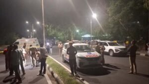 चंडीगढ़ में दिनदहाड़े एनकाउंटर, बस स्टैंड के सामने पुलिस-गैंगस्टर भिड़ंत; 3 गिरफ्तार