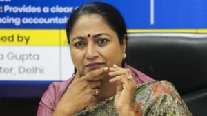 ‘घर के मंदिर’ तक पहुंची BJP? CM रेखा गुप्ता के बयान ने बढ़ाई सियासी हलचल