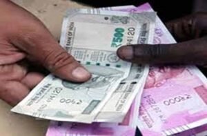 गोरखपुर थाने में रिश्वतखोरी का वीडियो वायरल, पासपोर्ट सत्यापन के नाम पर वसूली का आरोप