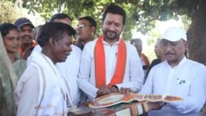 महतारी वंदन योजना बनी महिलाओं के आत्मविश्वास और बच्चों के भविष्य का सहारा