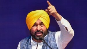 आवारा कुत्तों से मिलेगी राहत! CM भगवंत मान बोले- बनेंगे डॉग शेल्टर, सुरक्षित होंगे बच्चे-बुजुर्ग
