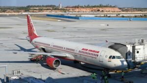 ईरान युद्ध का Air India पर बड़ा असर, एयरलाइन को अचानक लेना पड़ा बड़ा फैसला