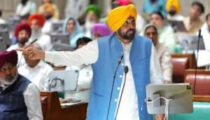 मजदूर दिवस पर पंजाब सरकार का श्रमिकों को बड़ा तोहफा, न्यूनतम मजदूरी में 15% की बढ़ोतरी