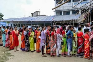 बंगाल के 15 मतदान केंद्रों पर री-पोलिंग, 9 बजे तक 16.23% वोटिंग