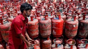LPG Rules: 1 जून से बदल जाएंगे गैस सिलेंडर के नियम, ‘एक घर-एक कनेक्शन’ पर सख्ती