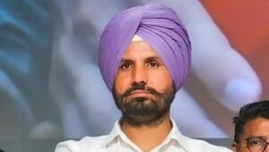 पंजाब कांग्रेस में फिलहाल नहीं होगा बदलाव, हाईकमान के संकेत; मीटिंग छोड़कर निकले प्रताप बाजवा