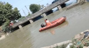 पानीपत में दर्दनाक हादसा, पूजा सामग्री प्रवाहित करते वक्त दंपती नहर में गिरे