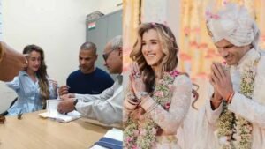 दूसरी शादी के बाद शिखर धवन ने कराया मैरिज रजिस्ट्रेशन, पत्नी सोफी संग पहुंचे गुरुग्राम