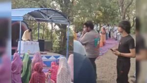 धर्मांतरण के आरोपों पर बवाल, सभा के दौरान हिंसा में 3 कार्यकर्ता घायल