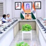 सीएम योगी ने वर्क फ्रॉम होम और सार्वजनिक परिवहन को बढ़ावा देने की दी अपील