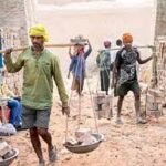 उत्तर प्रदेश में निर्माण श्रमिकों के पंजीकरण की प्रक्रिया हुई सरल, आधार और 90 दिन कार्य अनुभव पर्याप्त