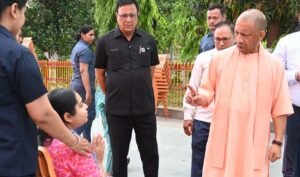 हर जरूरतमंद का बनवाएं आयुष्मान कार्ड: मुख्यमंत्री