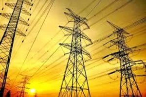 लखनऊ में बिजली संकट गहराया, 10 लाख लोग 15 दिन तक होंगे परेशान