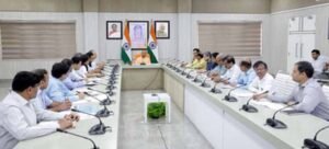 भीषण गर्मी में बिजली संकट पर सीएम योगी सख्त, अधिकारियों को दिए सख्त निर्देश
