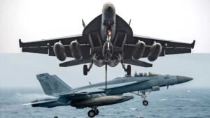 US ने पहली बार F/A-18 सुपर हॉर्नेट से किया ब्लॉकेड हमला, 3 ईरानी जहाज रोके