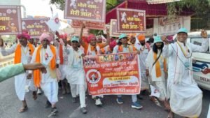 दिल्ली के लालकिला मैदान में आदिवासी संगठनों का विशाल प्रदर्शन, केंद्रीय गृह मंत्री अमित शाह भी पहुंचे