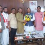 मुख्यमंत्री विष्णुदेव साय से सर्व आदिवासी समाज के प्रतिनिधिमंडल की सौजन्य मुलाकात
