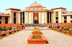 संविदाकर्मी को मनमाने ढंग से नहीं हटाया जा सकता: छत्तीसगढ़ हाईकोर्ट
