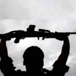 माओवादी संगठन को बड़ा झटका, 20 लाख के इनामी नरहरि और पत्नी ने किया सरेंडर