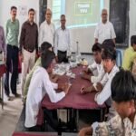तकनीक की नई उड़ान: उन्मुखीकरण कार्यक्रम में विद्यार्थी सीख रहे AI, रोबोटिक्स और ड्रोन