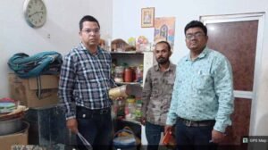 खाद्य विभाग का बड़ा एक्शन: एक्सपायरी सामान जब्त, कैंटीन और दुकानों में मिलीं गंभीर खामियां