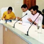 विकास कार्यों में देरी बर्दाश्त नहीं, उद्योग मंत्री देवांगन ने अधिकारियों को दिए सख्त निर्देश
