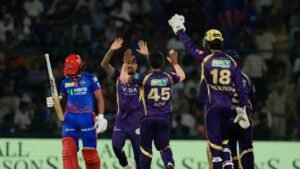 KKR गेंदबाजों के सामने संघर्ष करती दिखी दिल्ली, 20 ओवर में सिर्फ 142 रन बना सकी टीम
