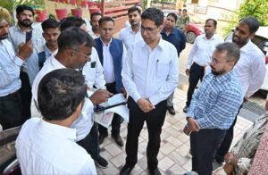 केंद्रीय सचिव ने परखी धरातल की हकीकत; सर्वे टीमें बढ़ाने के निर्देश