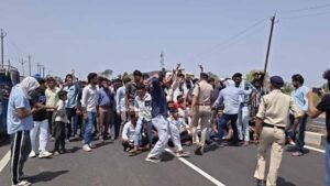 सीहोर में 15 दिन की बिजली कटौती पर फूटा गुस्सा, ग्रामीणों ने किया चक्काजाम
