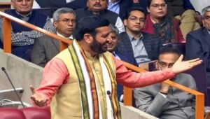 तीन राज्यों में BJP की जीत का जश्न, हरियाणा में CM सैनी ने कार्यकर्ताओं संग बांटी जलेबियां
