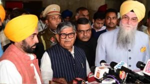 पंजाब स्टार्टअप समागम में राज्यपाल की अपील, बुड्ढा दरिया सफाई में उद्योगपति निभाएं जिम्मेदारी