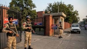 जालंधर-अमृतसर धमाकों के बाद अलर्ट, चंडीगढ़ पुलिस मुख्यालय पर लगे बुलेटप्रूफ गेट