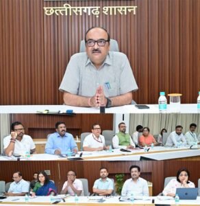 अबूझमाड़ में महुआ प्रसंस्करण के लिए बनेगा जनजातीय सहकारी मॉडल, संग्राहकों को हो रहा है सीधा ऑनलाइन भुगतान