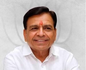 उप मुख्यमंत्री  देवड़ा ने त्यागी पायलट और फॉलो वाहन सुविधा