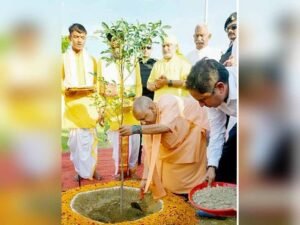 यूपी में सर्वाधिक पौधरोपण, ‘एक पेड़ मां के नाम’ अभियान से सीखेगी दुनिया